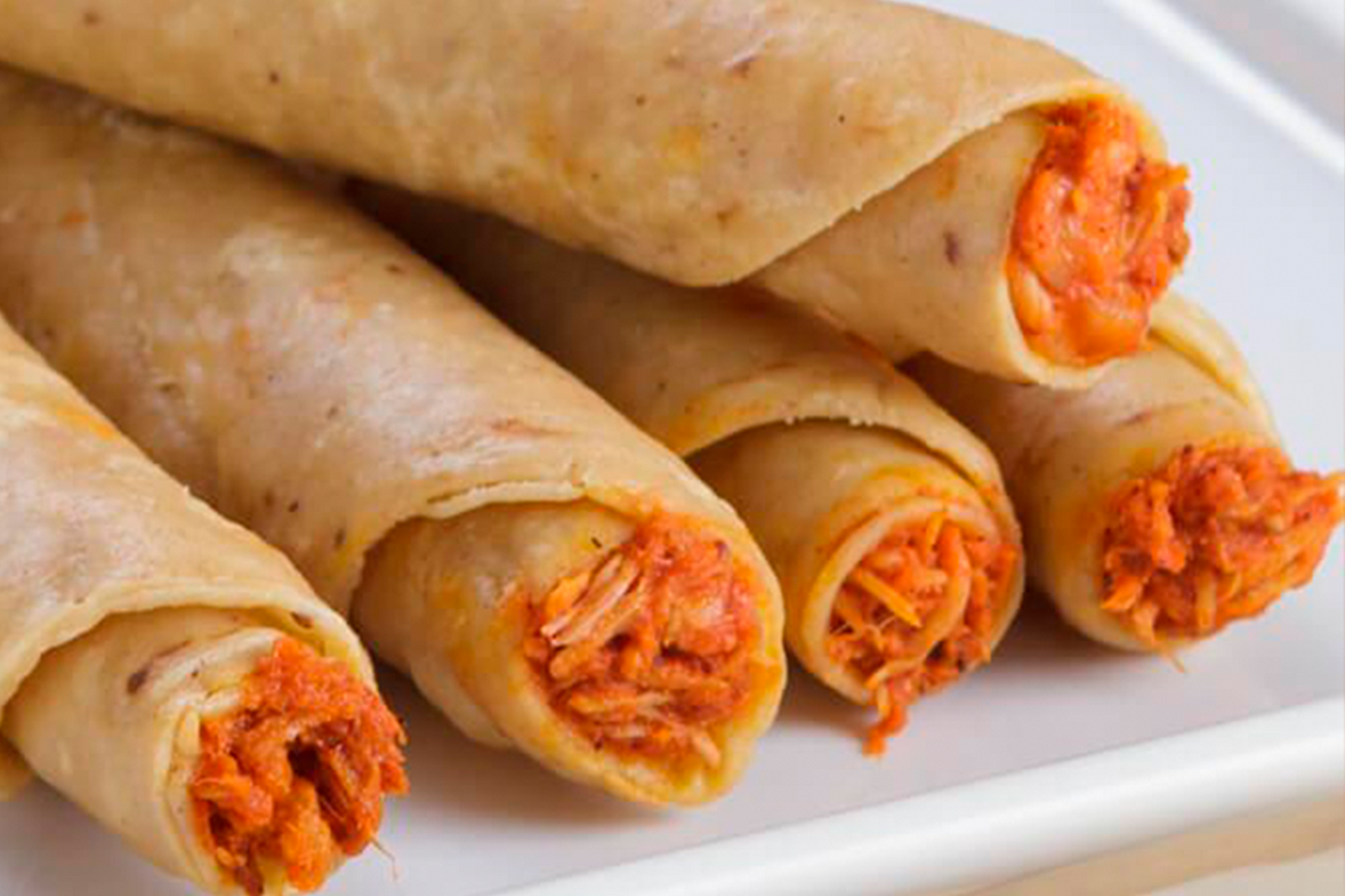 Flautas de Pollo Adobado - Prakticongelados