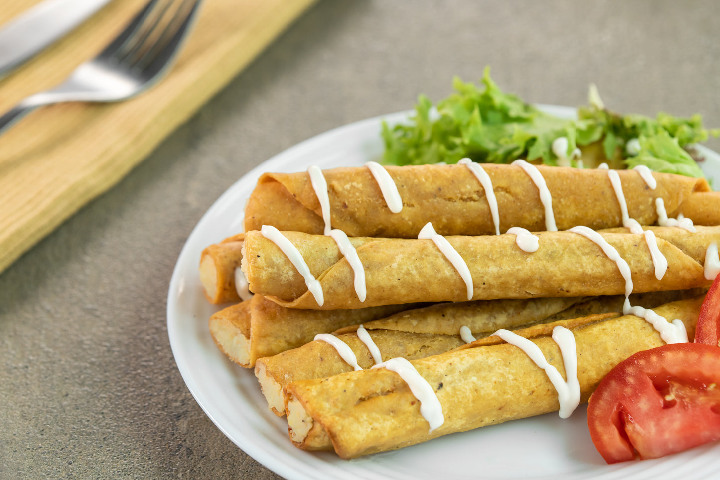 Flautas de Res, Cochinita y Pollo - Prakticongelados